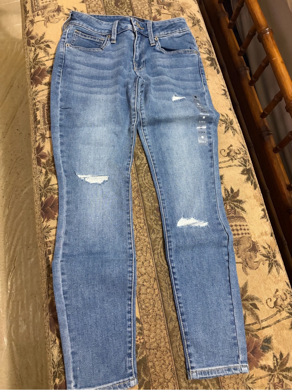 Lucky Brand Light Blue Skinny Distressed Jeans